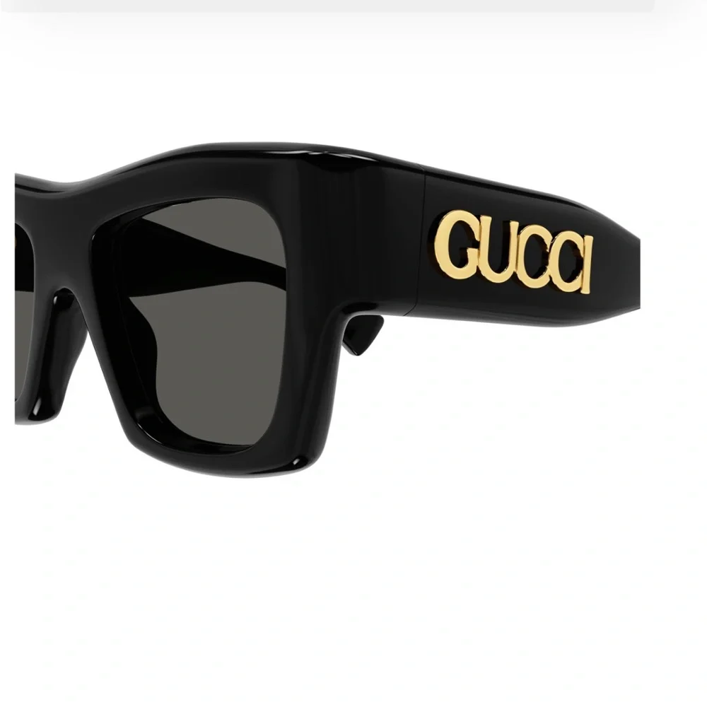 Gucci Dark Frame Sunglasses